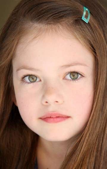 Фото Маккензи Фой