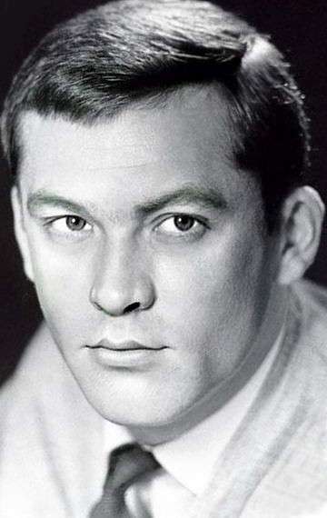 Актер Владимир Ивашов