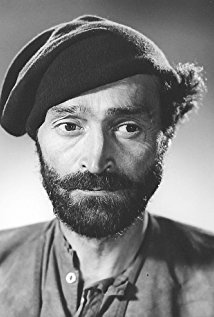 Актер Джин Кугэн