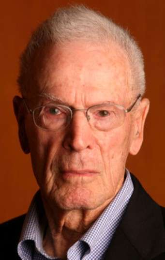 Актер Джин Рейнольдс