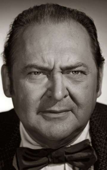 Актер Эдвард Арнольд