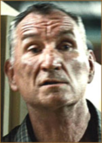 Актер Брюс МакФи