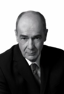 Актер Ник Шоу