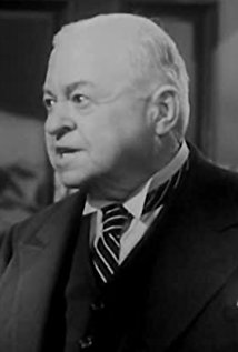 Актер Гарри Холман