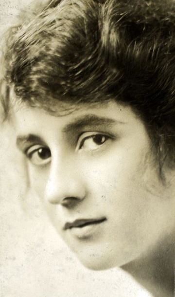 Актер Джин Экер