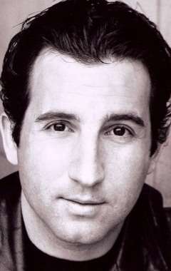 Актер Джейсон Бликер