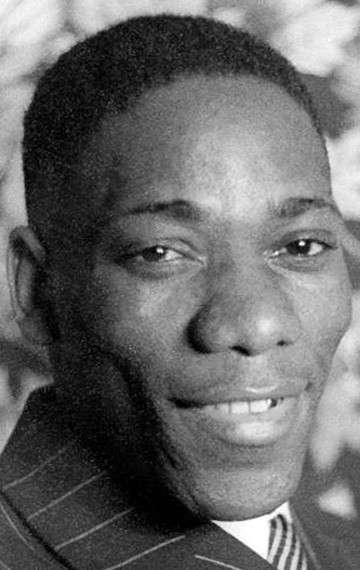 Актер Оскар Полк