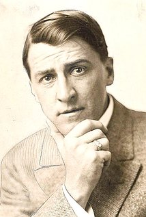 Актер Лэндерс Стивенс