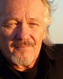 Актер Лойд Кэтлетт