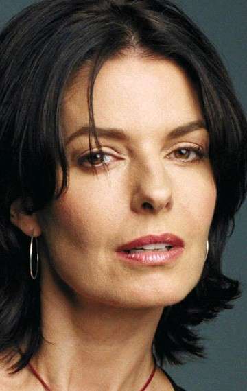 Актер Села Уорд