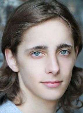 Актер Алекс Эсмейл