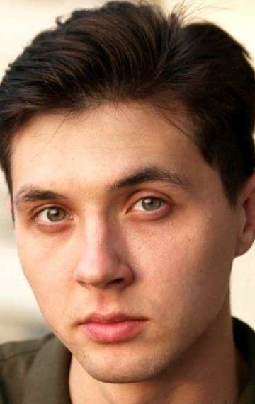 Актер Руслан Мещанов