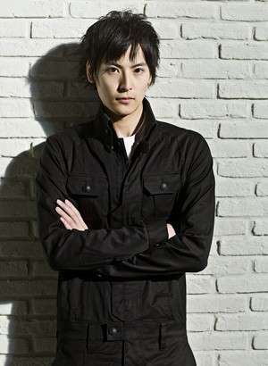 Актер Хару Аояма