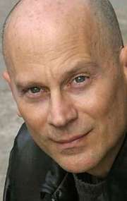 Актер Майкл Кравич