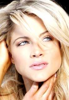 Актер Челси Буш