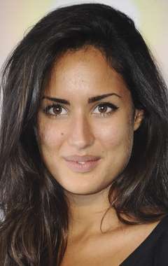 Актер Сара Каземи