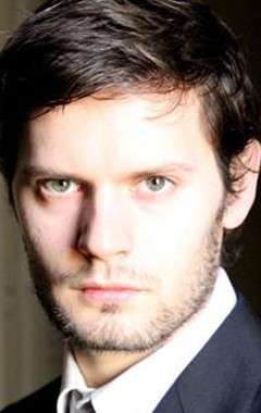 Актер Хьюго Бекер