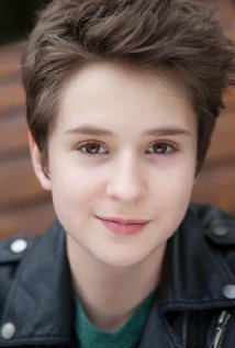 Актер Грэйсон Максвелл Гарнси