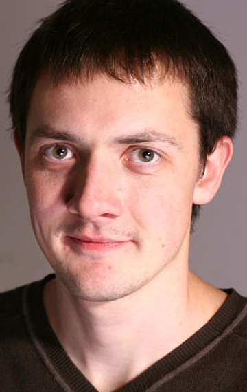 Актер Александр Гиренок