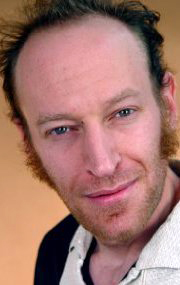 Актер Дэвид Ури