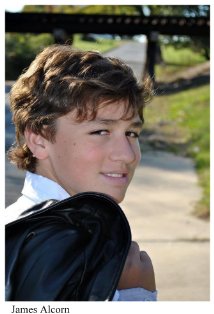 Актер Джеймс Алком