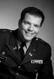 Актер Джон Манчини