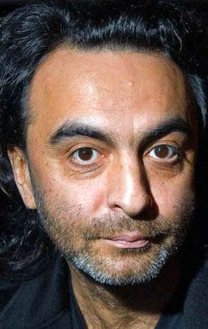 Актер Джаник Файзиев