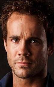 Актер Люк Пеглер