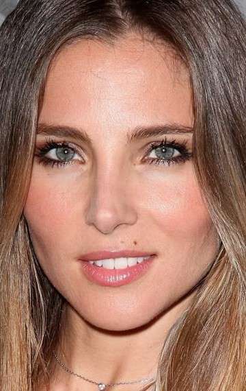 Актер Эльза Патаки