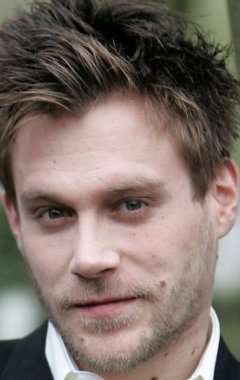 Актер Кен Дюкен