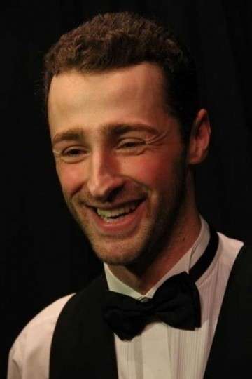 Актер Георгий Кузубов