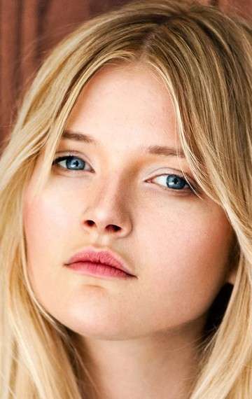 Актер Софи Кеннеди Кларк