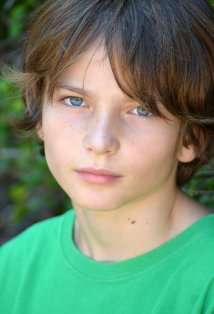 Актер Бекетт Клейтон-Люк