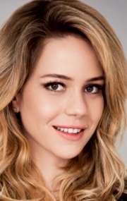 Актер Леандра Леал