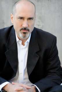 Актер Кенни Альфонсо