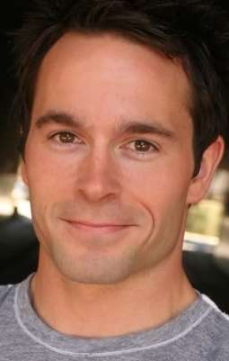 Актер Скотт Лунсфорд
