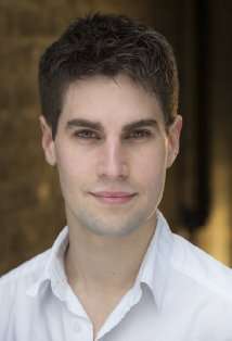 Актер Дэвид Уайман