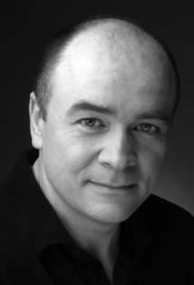 Актер Крэйг Стивенсон