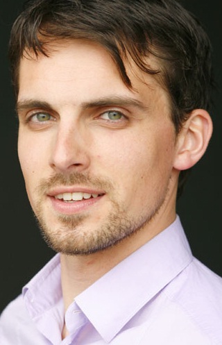 Актер Робин Керр