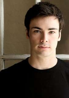 Актер Гэбриел Лессард