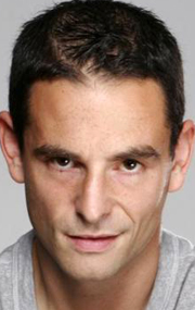 Актер Грегор Аксельрод