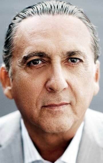 Фото Гальвао Буено