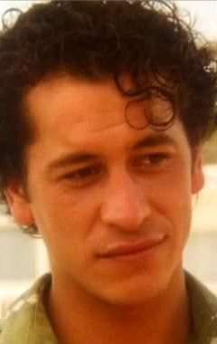 Актер Джулиан Араханга