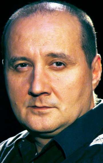 Актер Сергей Казаков