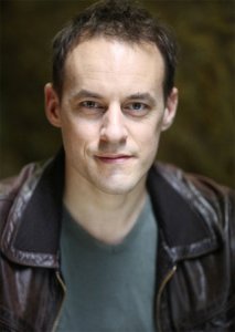 Актер Винсент Фюрик