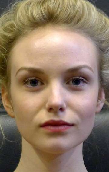 Фото Джоэнна Вандерхам