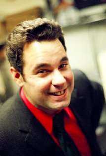 Актер Пол Ф. Томпкинс