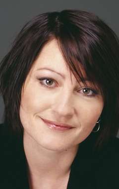 Актер Холли Аирд