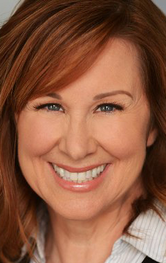 Актер Келли Холден Башар