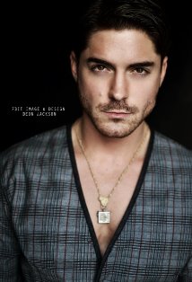 Актер Кайл Джеймс